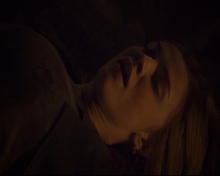 VampireDiariesWorld-dot-org_2x21TheSunAlsoRises1352.jpg VampireDiariesWorld-dot-org_2x21TheSunAlsoRises1352.jpg