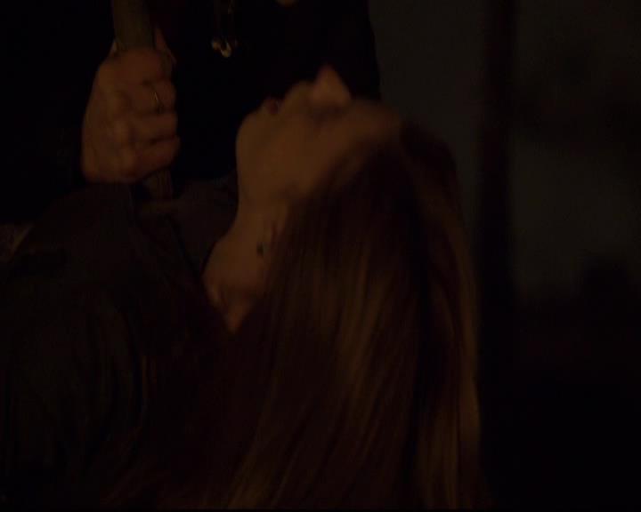 VampireDiariesWorld-dot-org_2x21TheSunAlsoRises1357.jpg