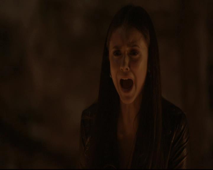 VampireDiariesWorld-dot-org_2x21TheSunAlsoRises1359.jpg