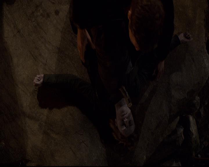 VampireDiariesWorld-dot-org_2x21TheSunAlsoRises1371.jpg