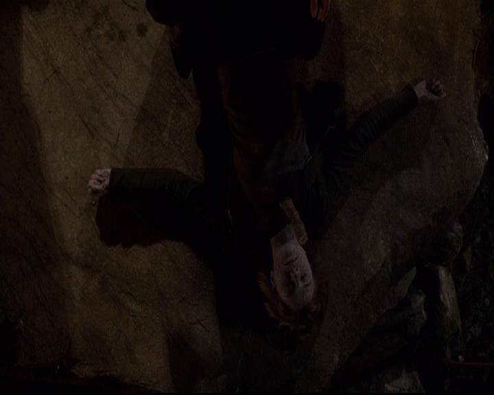 VampireDiariesWorld-dot-org_2x21TheSunAlsoRises1372.jpg
