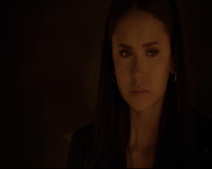 VampireDiariesWorld-dot-org_2x21TheSunAlsoRises1396.jpg