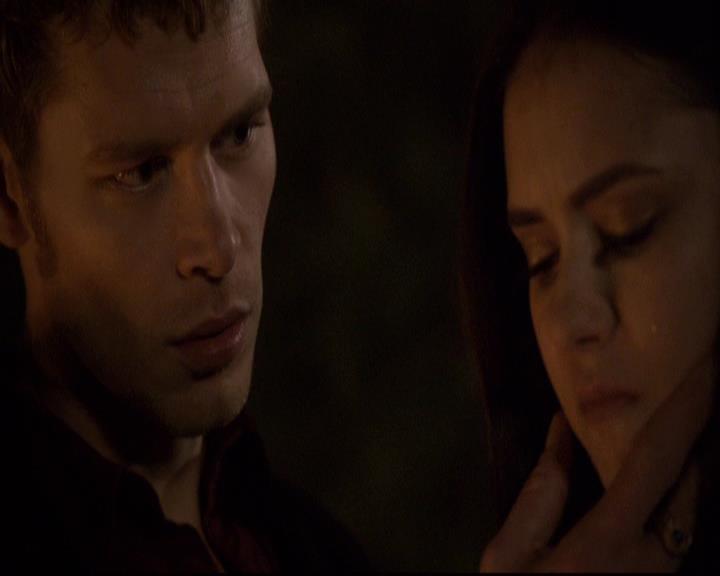 VampireDiariesWorld-dot-org_2x21TheSunAlsoRises1455.jpg