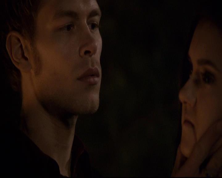 VampireDiariesWorld-dot-org_2x21TheSunAlsoRises1458.jpg