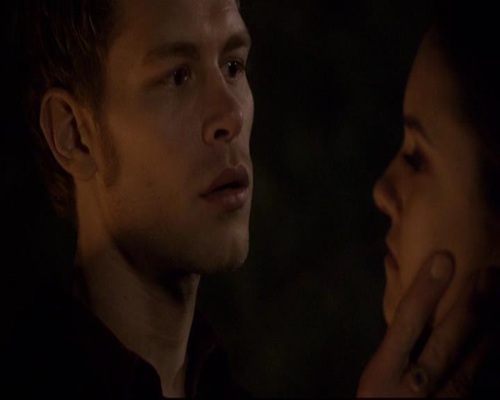 VampireDiariesWorld-dot-org_2x21TheSunAlsoRises1459.jpg