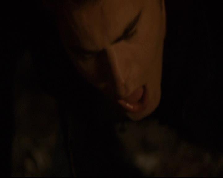 VampireDiariesWorld-dot-org_2x21TheSunAlsoRises1468.jpg