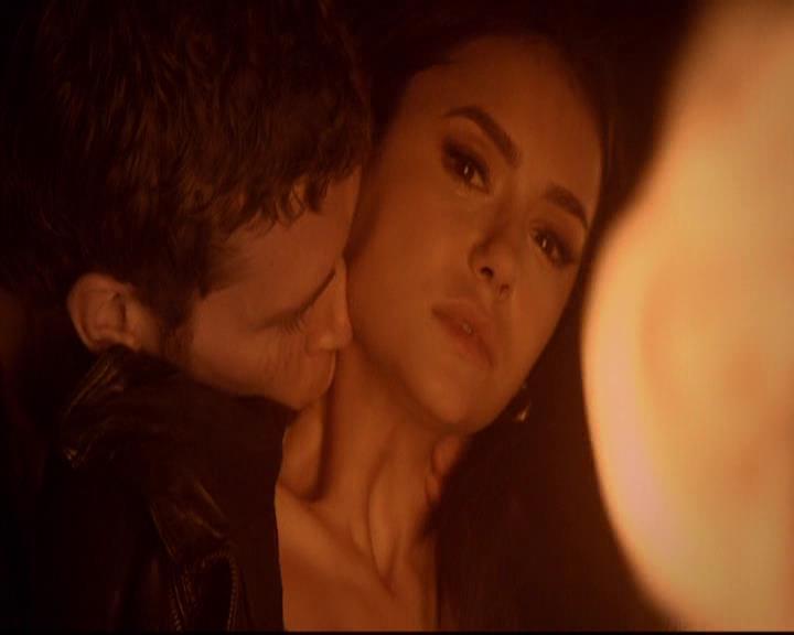 VampireDiariesWorld-dot-org_2x21TheSunAlsoRises1480.jpg