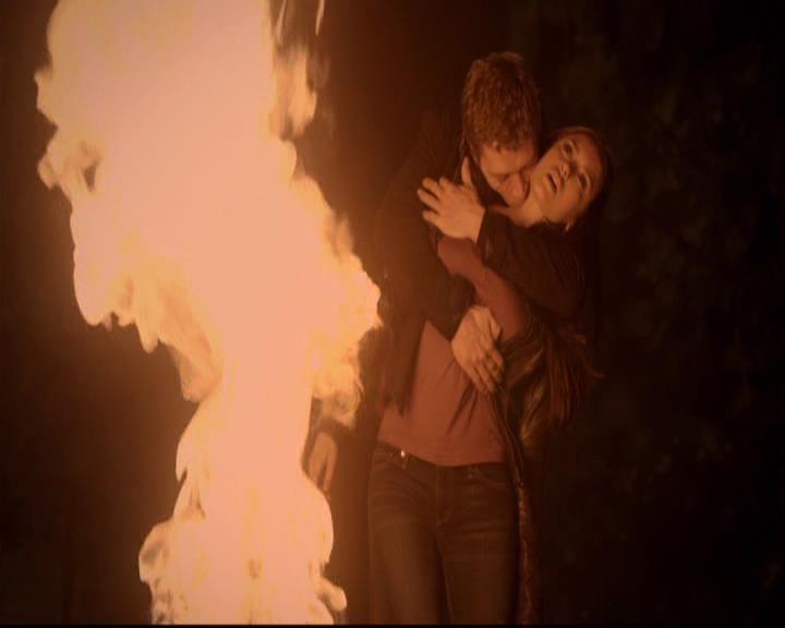 VampireDiariesWorld-dot-org_2x21TheSunAlsoRises1482.jpg