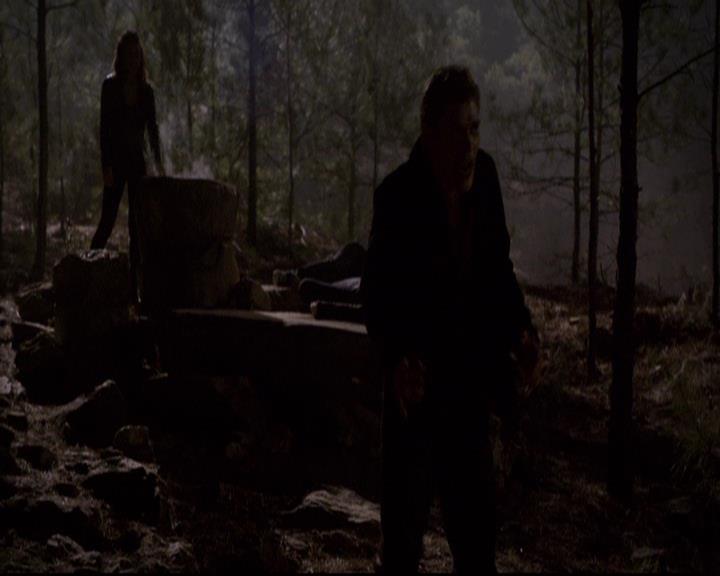 VampireDiariesWorld-dot-org_2x21TheSunAlsoRises1525.jpg VampireDiariesWorld-dot-org_2x21TheSunAlsoRises1525.jpg