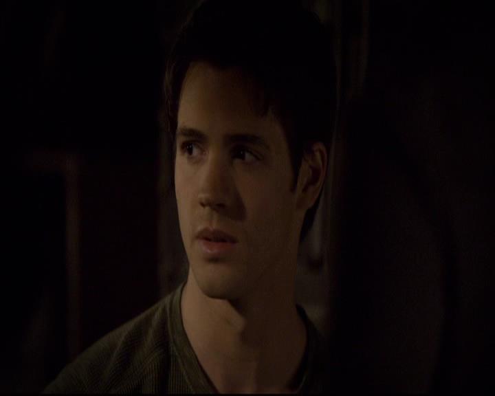 VampireDiariesWorld-dot-org_2x21TheSunAlsoRises1723.jpg