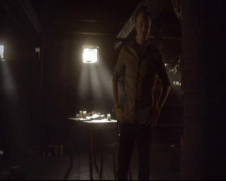 VampireDiariesWorld-dot-org_2x21TheSunAlsoRises1726.jpg VampireDiariesWorld-dot-org_2x21TheSunAlsoRises1726.jpg