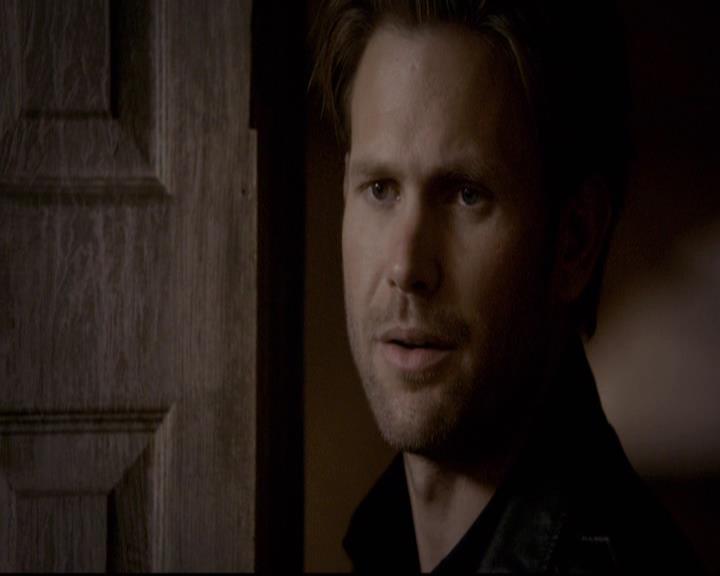 VampireDiariesWorld-dot-org_2x21TheSunAlsoRises1756.jpg