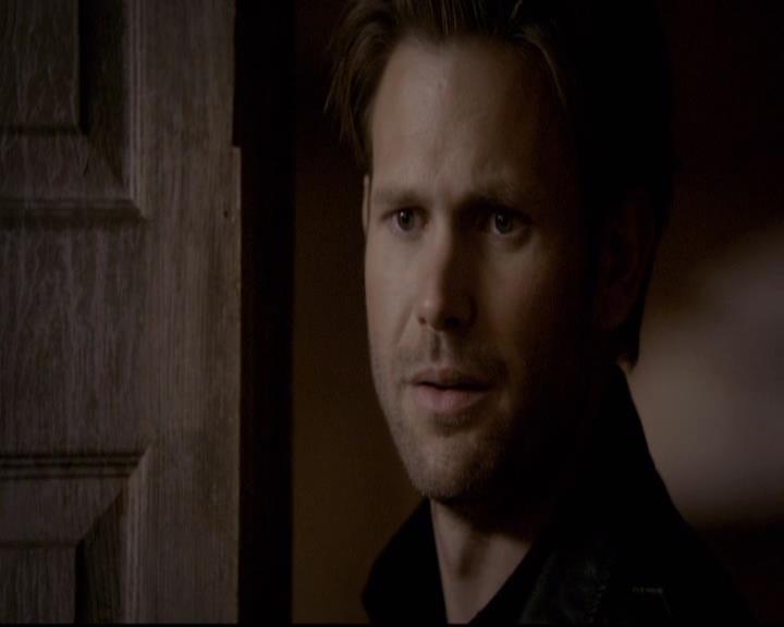 VampireDiariesWorld-dot-org_2x21TheSunAlsoRises1757.jpg