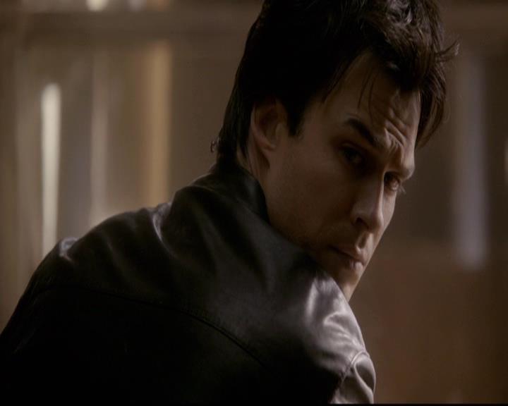 VampireDiariesWorld-dot-org_2x21TheSunAlsoRises1758.jpg