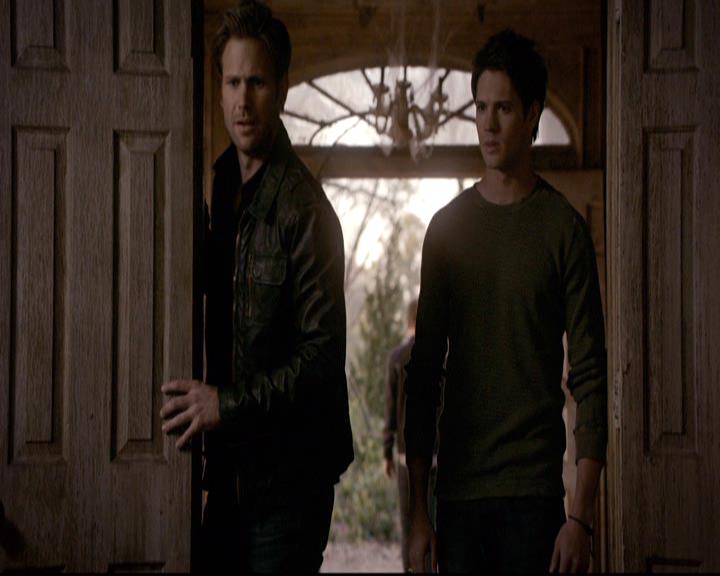 VampireDiariesWorld-dot-org_2x21TheSunAlsoRises1776.jpg VampireDiariesWorld-dot-org_2x21TheSunAlsoRises1776.jpg