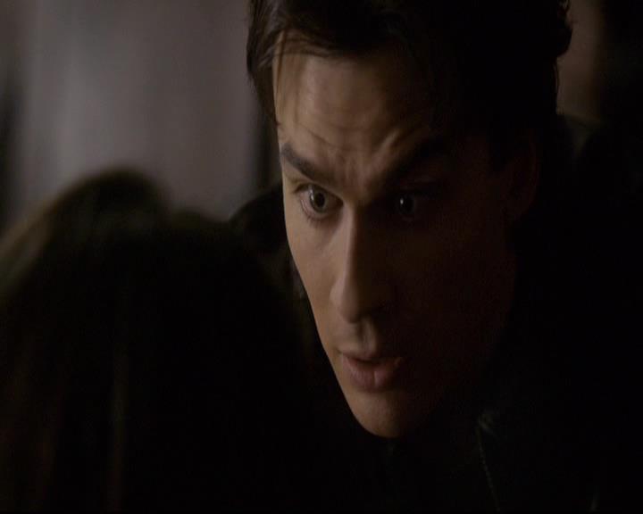 VampireDiariesWorld-dot-org_2x21TheSunAlsoRises1799.jpg