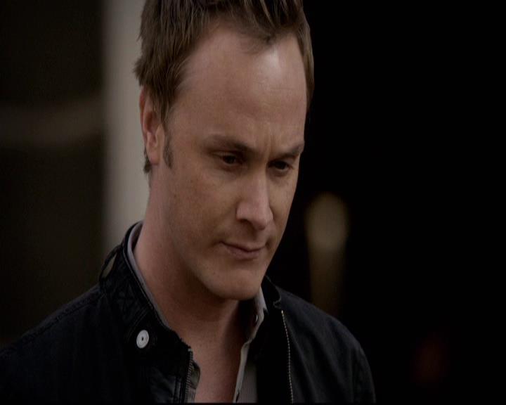 VampireDiariesWorld-dot-org_2x21TheSunAlsoRises1811.jpg