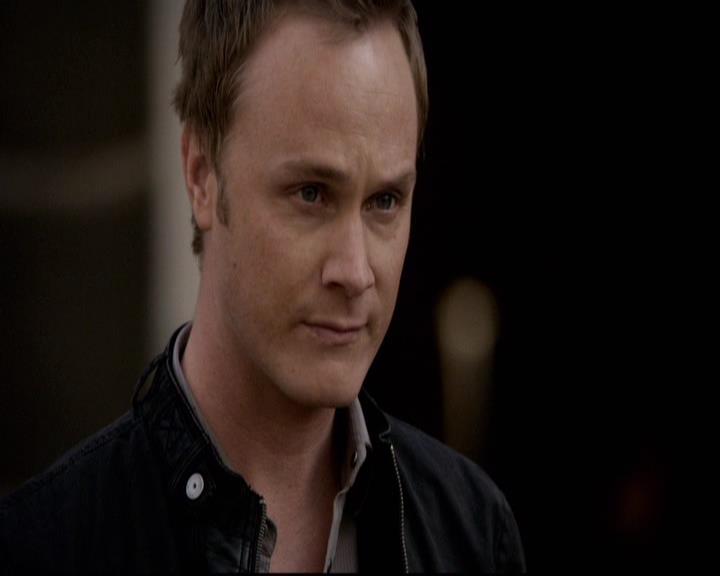 VampireDiariesWorld-dot-org_2x21TheSunAlsoRises1812.jpg