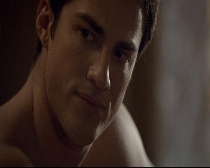 VampireDiariesWorld-dot-org_2x21TheSunAlsoRises1849.jpg VampireDiariesWorld-dot-org_2x21TheSunAlsoRises1849.jpg