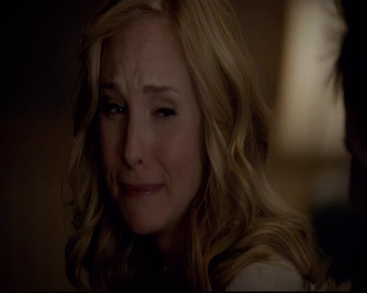 VampireDiariesWorld-dot-org_2x21TheSunAlsoRises1900.jpg