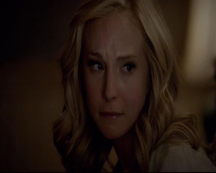 VampireDiariesWorld-dot-org_2x21TheSunAlsoRises1906.jpg