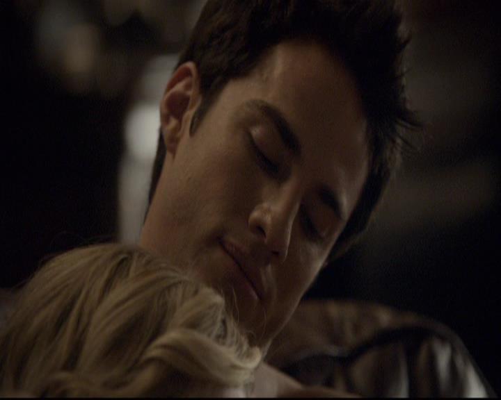 VampireDiariesWorld-dot-org_2x21TheSunAlsoRises1920.jpg