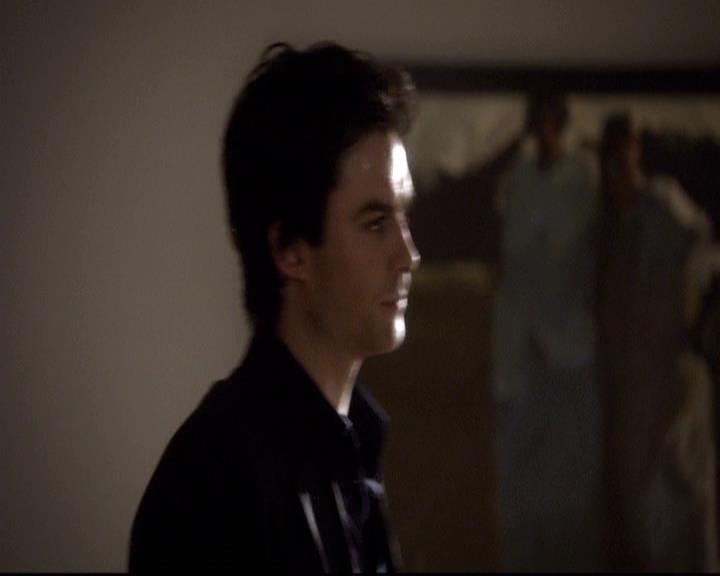 VampireDiariesWorld-dot-org_2x21TheSunAlsoRises1930.jpg