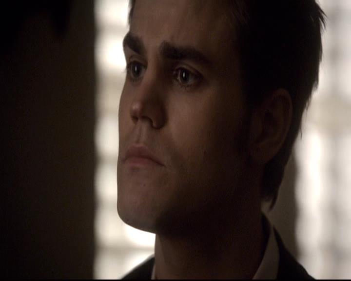 VampireDiariesWorld-dot-org_2x21TheSunAlsoRises1940.jpg