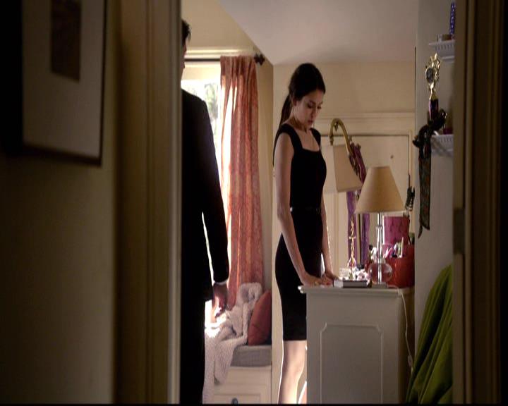 VampireDiariesWorld-dot-org_2x21TheSunAlsoRises1969.jpg VampireDiariesWorld-dot-org_2x21TheSunAlsoRises1969.jpg