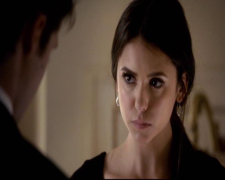 VampireDiariesWorld-dot-org_2x21TheSunAlsoRises1986.jpg