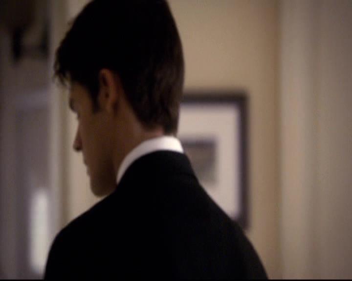 VampireDiariesWorld-dot-org_2x21TheSunAlsoRises1997.jpg