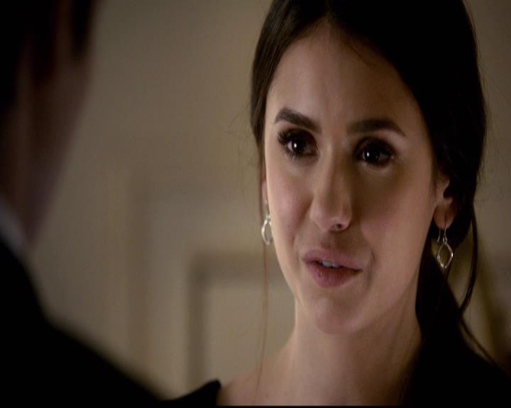 VampireDiariesWorld-dot-org_2x21TheSunAlsoRises2009.jpg
