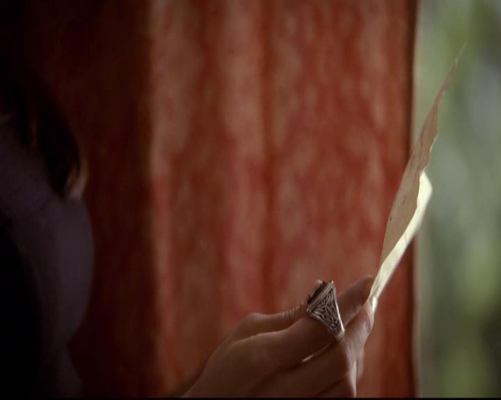 VampireDiariesWorld-dot-org_2x21TheSunAlsoRises2062.jpg