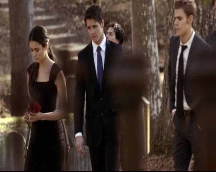 VampireDiariesWorld-dot-org_2x21TheSunAlsoRises2082.jpg