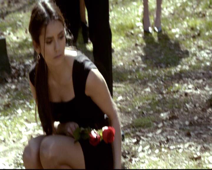 VampireDiariesWorld-dot-org_2x21TheSunAlsoRises2095.jpg