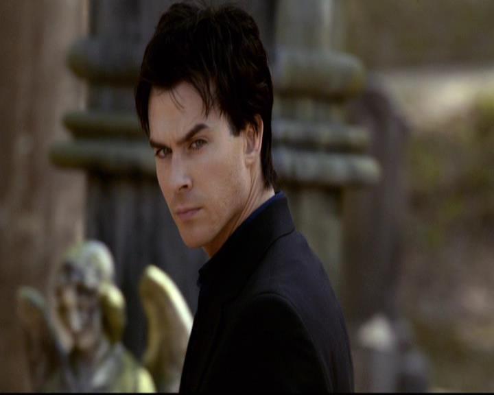 VampireDiariesWorld-dot-org_2x21TheSunAlsoRises2129.jpg