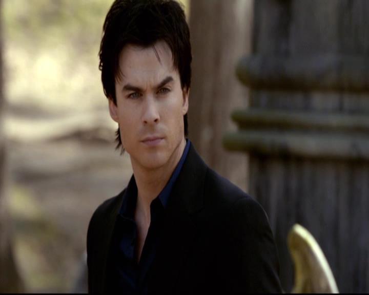 VampireDiariesWorld-dot-org_2x21TheSunAlsoRises2132.jpg