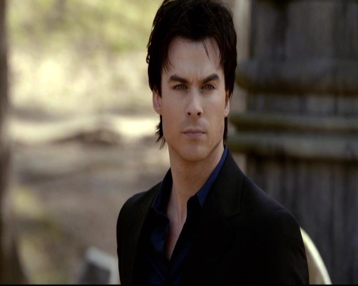 VampireDiariesWorld-dot-org_2x21TheSunAlsoRises2133.jpg