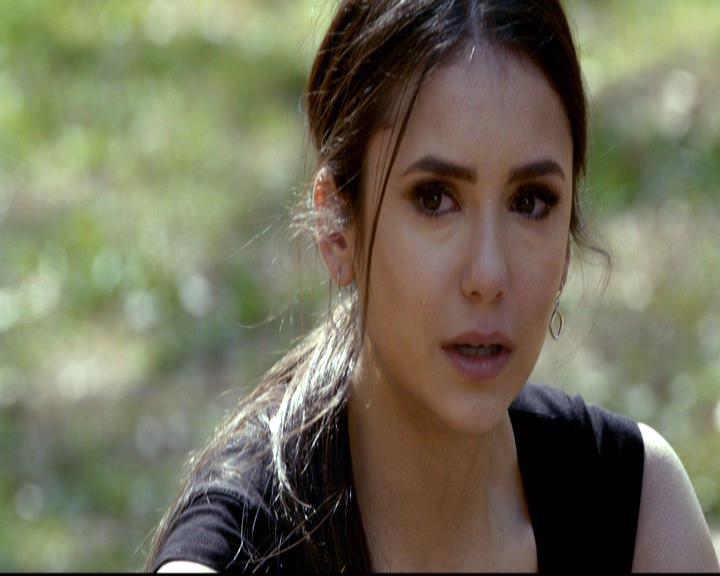 VampireDiariesWorld-dot-org_2x21TheSunAlsoRises2134.jpg