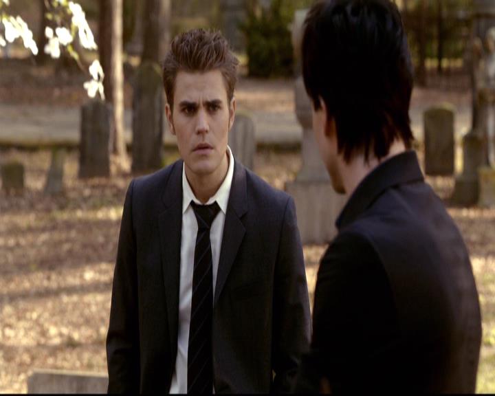 VampireDiariesWorld-dot-org_2x21TheSunAlsoRises2203.jpg