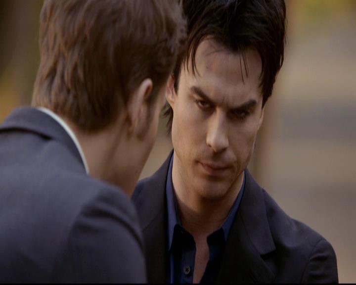 VampireDiariesWorld-dot-org_2x21TheSunAlsoRises2212.jpg