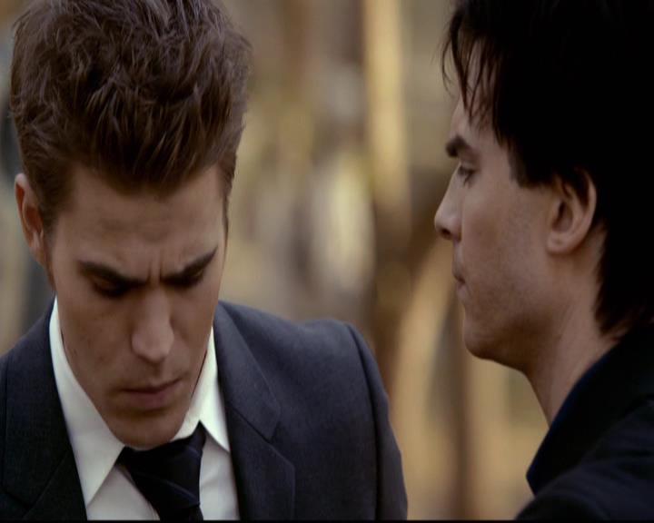 VampireDiariesWorld-dot-org_2x21TheSunAlsoRises2215.jpg