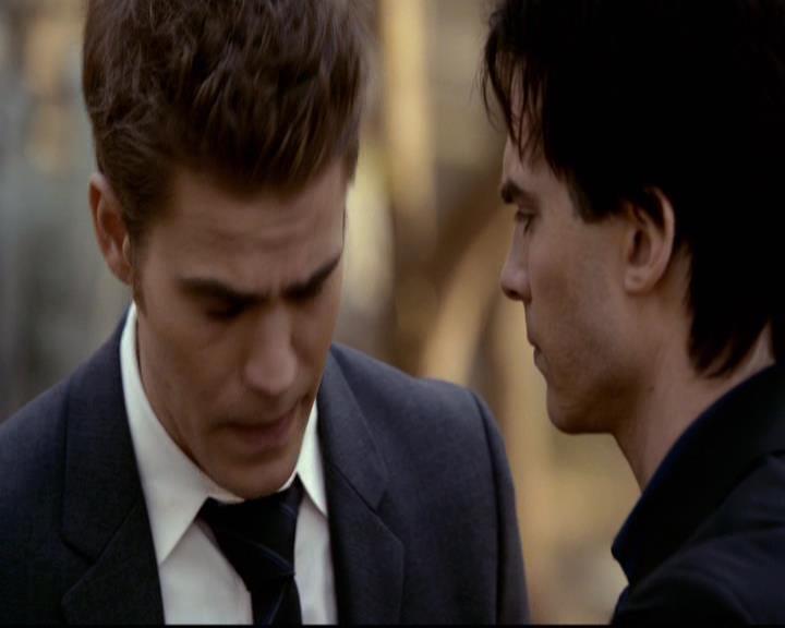VampireDiariesWorld-dot-org_2x21TheSunAlsoRises2218.jpg