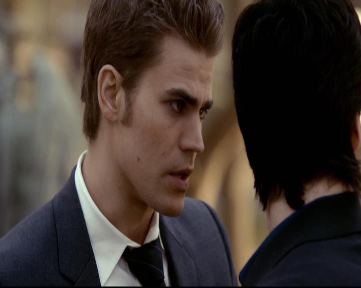 VampireDiariesWorld-dot-org_2x21TheSunAlsoRises2226.jpg