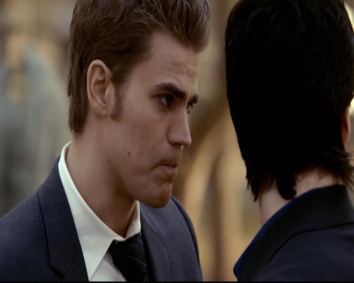 VampireDiariesWorld-dot-org_2x21TheSunAlsoRises2227.jpg