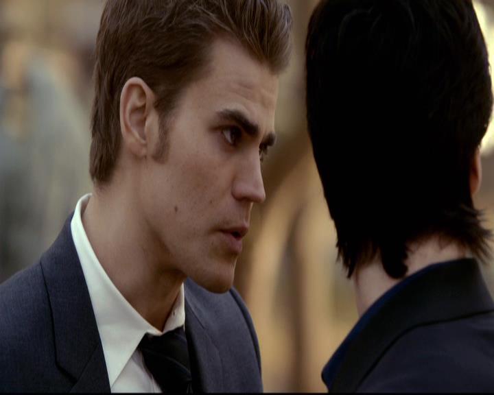VampireDiariesWorld-dot-org_2x21TheSunAlsoRises2229.jpg