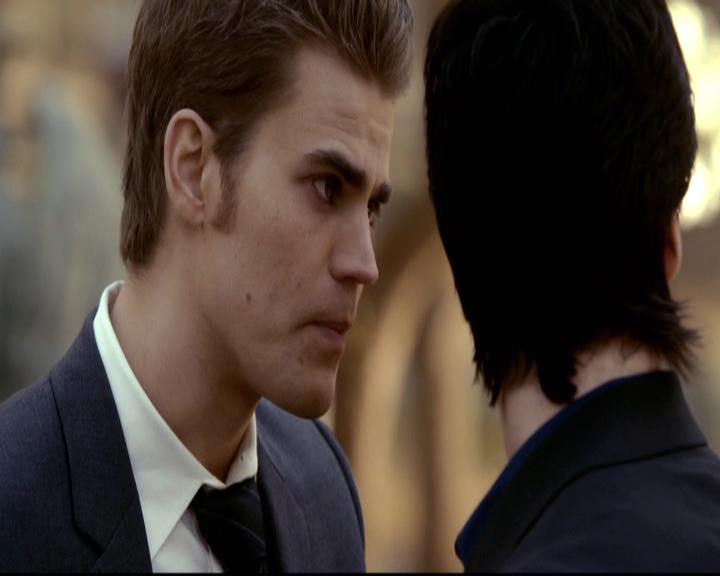 VampireDiariesWorld-dot-org_2x21TheSunAlsoRises2230.jpg
