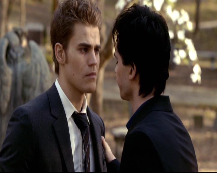VampireDiariesWorld-dot-org_2x21TheSunAlsoRises2244.jpg