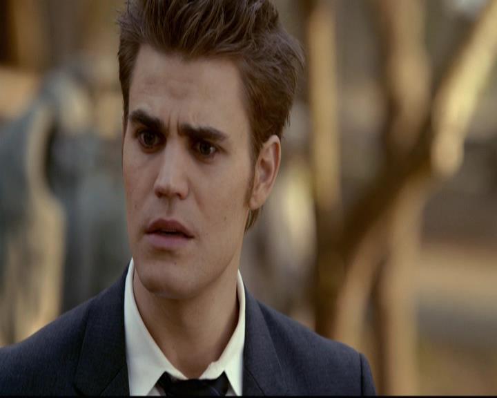 VampireDiariesWorld-dot-org_2x21TheSunAlsoRises2254.jpg