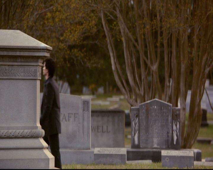 VampireDiariesWorld-dot-org_2x21TheSunAlsoRises2258.jpg